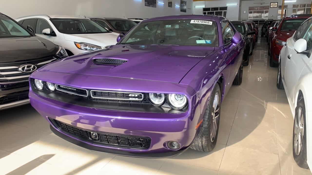 Dodge Challenger